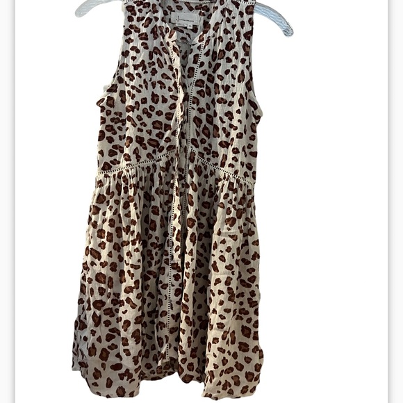 Anthropologie animal print tunic style button down shirt sleeveless flowy - Picture 2 of 13